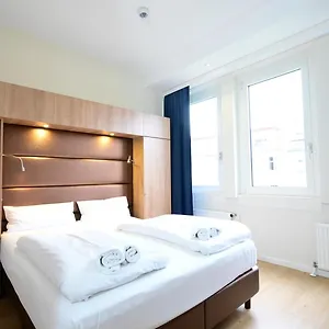 Motel Plus Berlin Otel Berlin